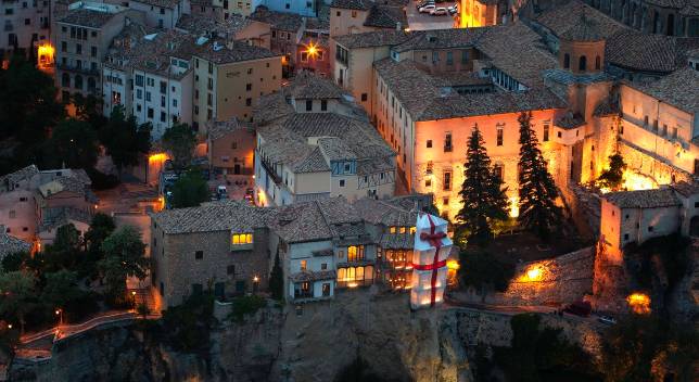 cuenca iluminada